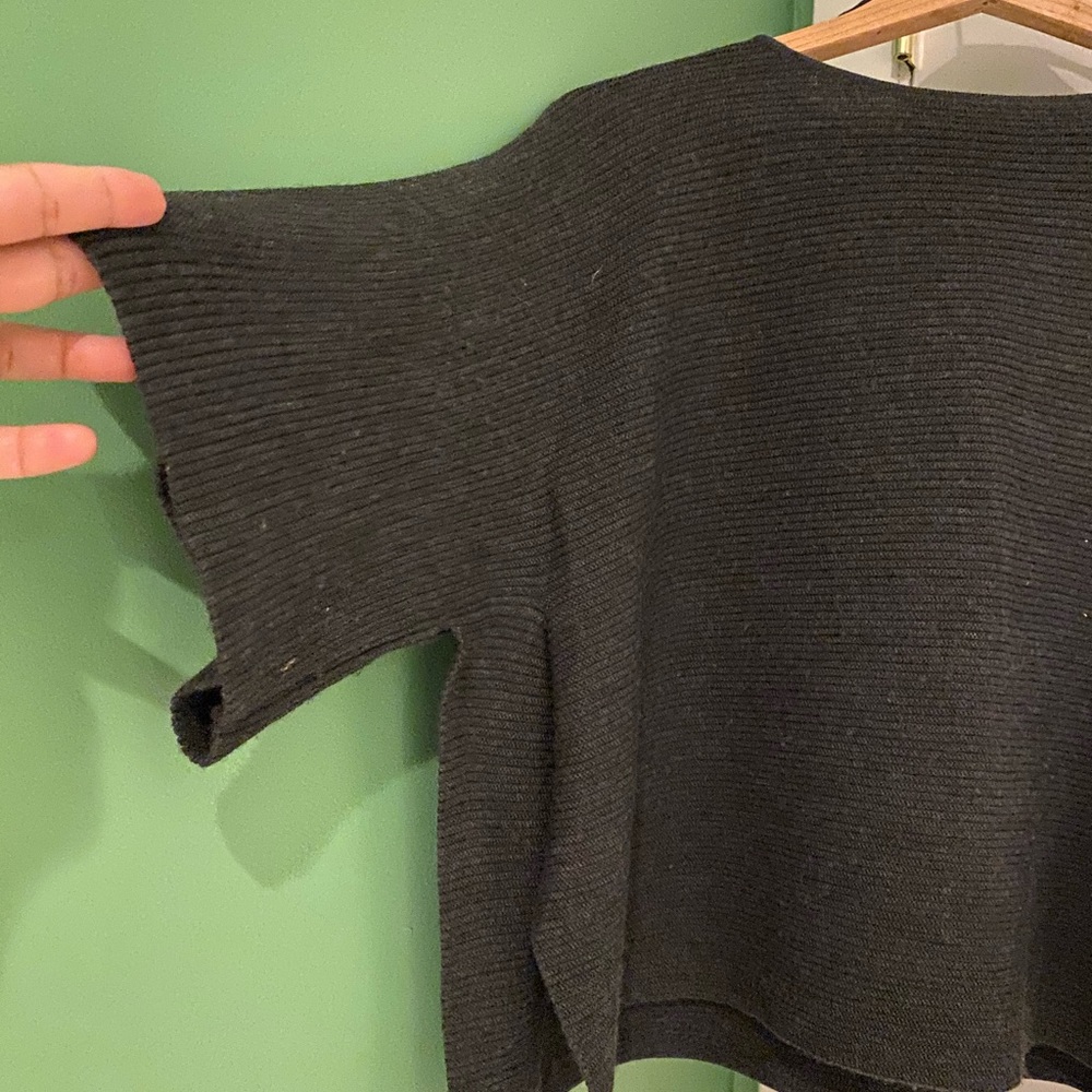 Size 2 Cos knit kimono style top.